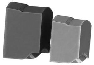 The 0.425” cross-section seal is shown on the left, and the 0.345” cross-section seal is shown on the right. The larger cross-section results in more dimensional compression at the same percentage compression as the smaller seal. This improves accommodation of mandrel deflection and runout.